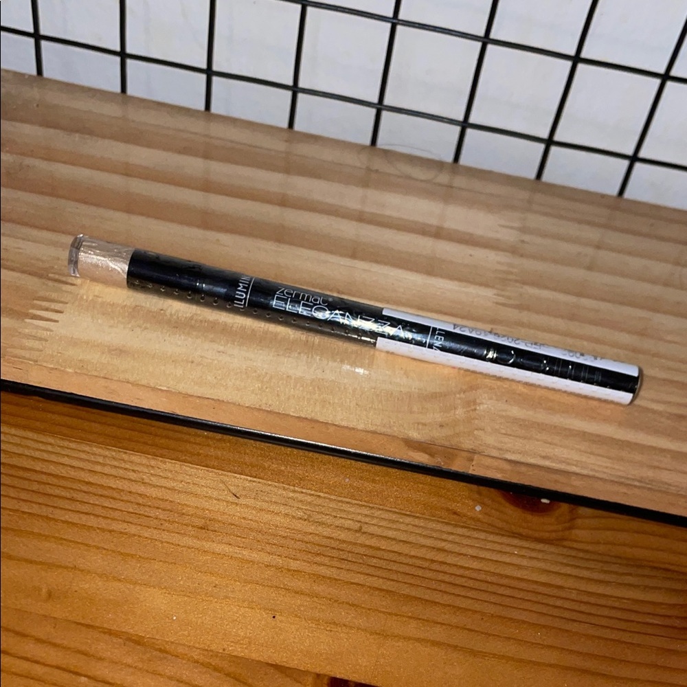 Black Liquid Eyeliner